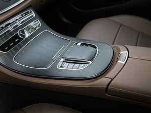 2020E 300 L \ӺA п؅^