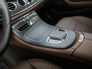 2020E 300 L \ӺA п؅^