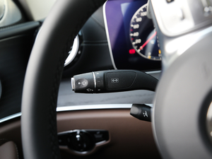 2020E 300 L \ӺA п؅^