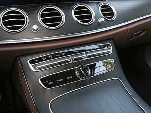 2020E 300 L \ӺA п؅^