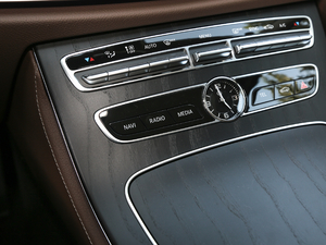 2020E 300 L \ӺA п؅^