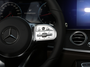 2020E 300 L \ӺA п؅^