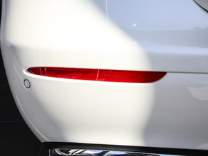 2020E 300 L A (x)(ji)^