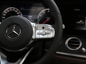 2020E 300 L \(yn)(dng) п؅^(q)