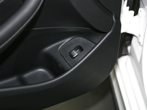 2020Ŀ E 300 L r п؅^