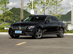 2020Ŀ E 260 L ˶ ǰ45