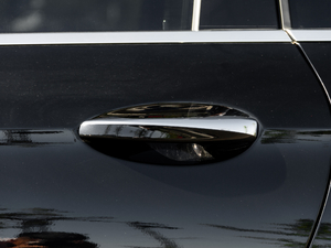 2020Ŀ E 260 L \ (ji)^