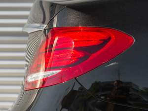 2020Ŀ E 260 L \ (ji)^