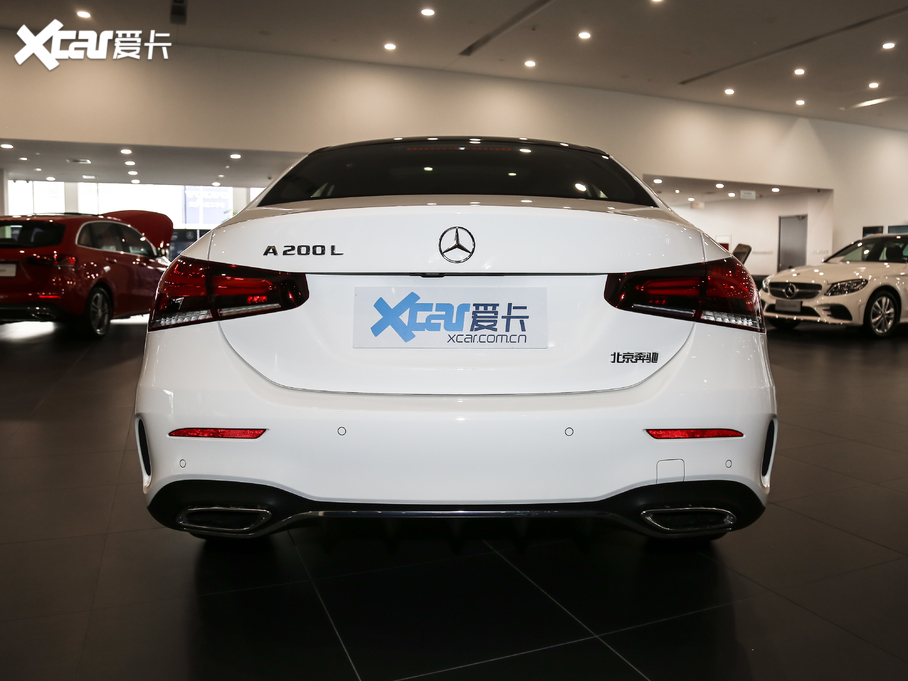 2020YA A 200 L \I܇