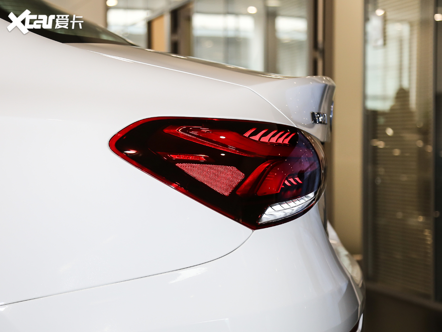 2020YA A 200 L \I܇