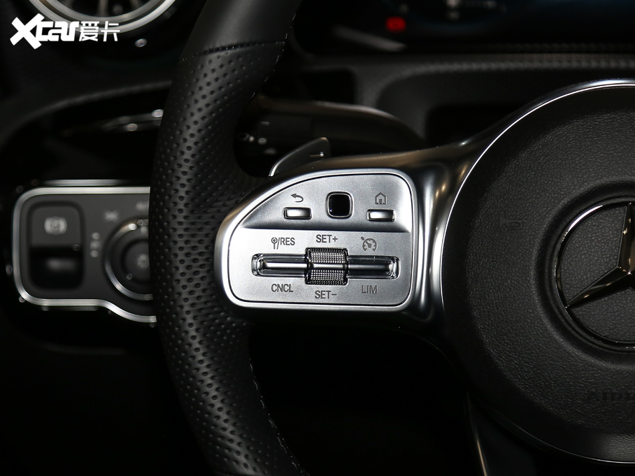 2020YA A 200 L \I܇