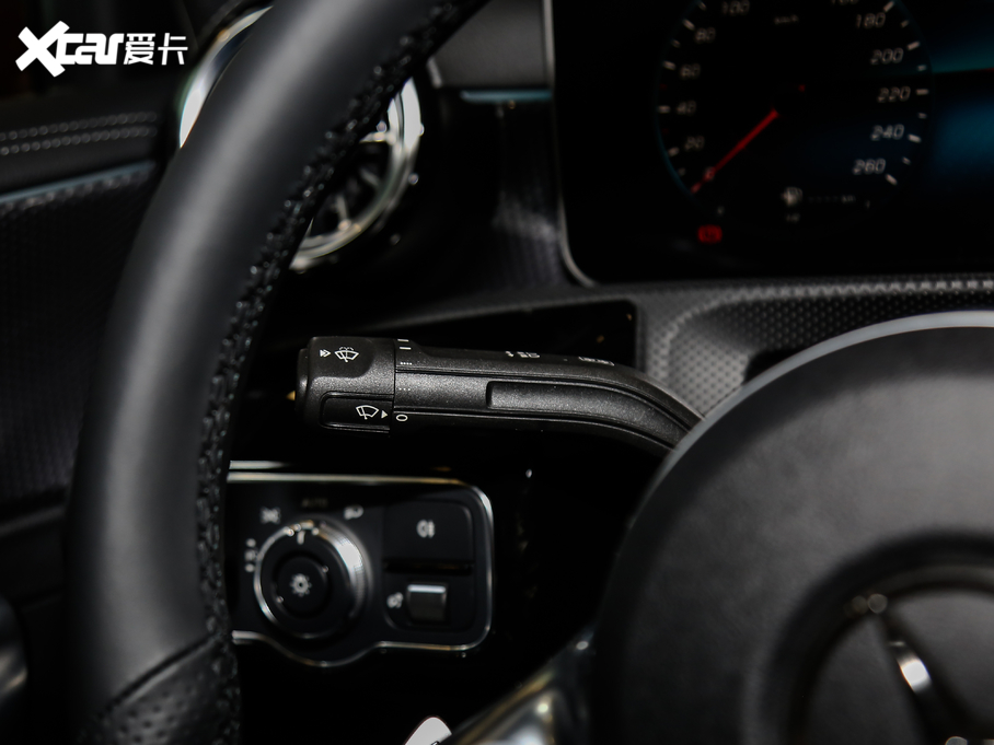 2020YA A 200 L \I܇