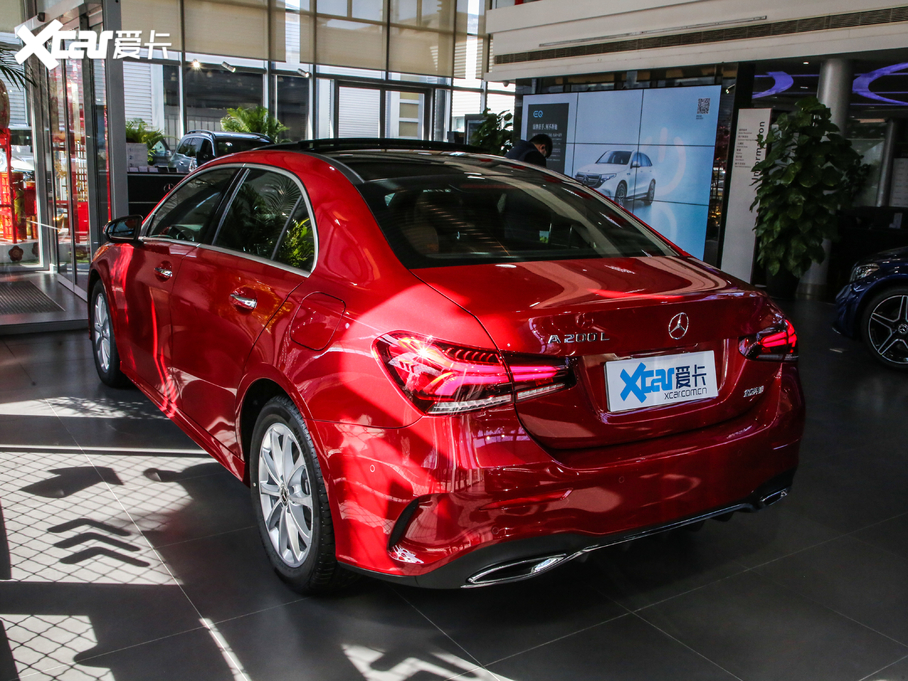 2020YA A 200 L \I܇