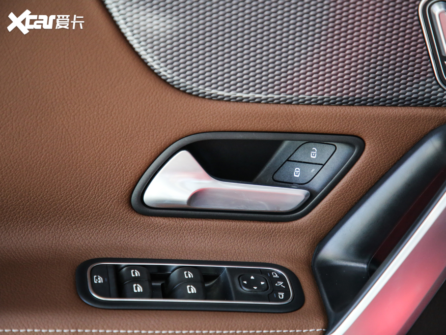 2020YA A 200 L \I܇