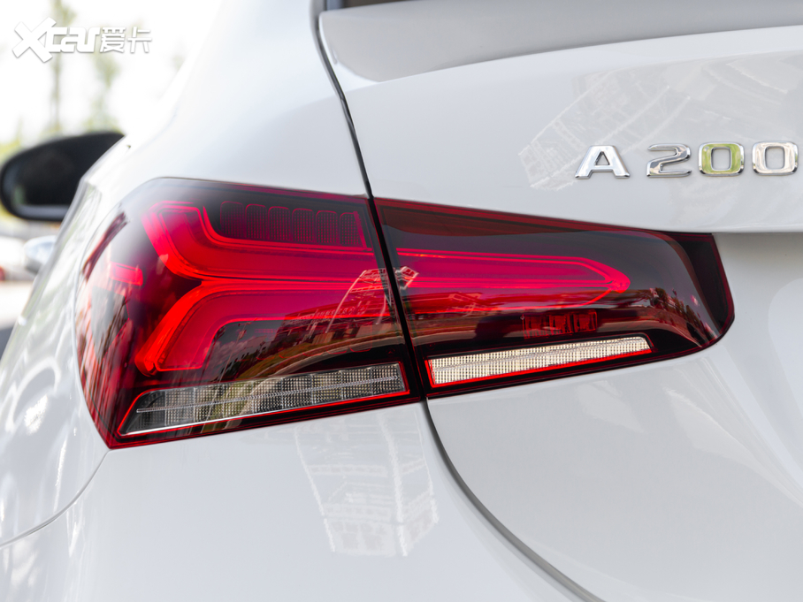 2020YA Ŀ A 200 L \I܇Ӹ