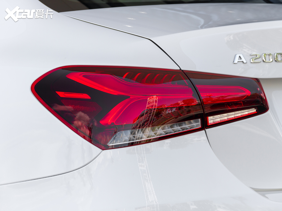 2020YA Ŀ A 200 L \I܇Ӹ