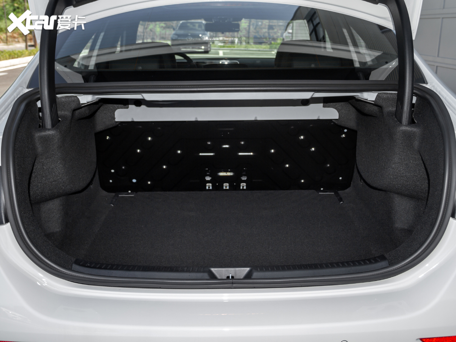 2020YA Ŀ A 200 L \(yn)I܇Ӹ