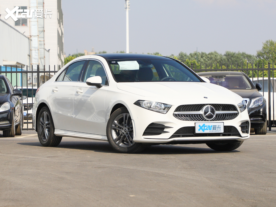 2020��YA�� �¿� A 180 L �\���I܇