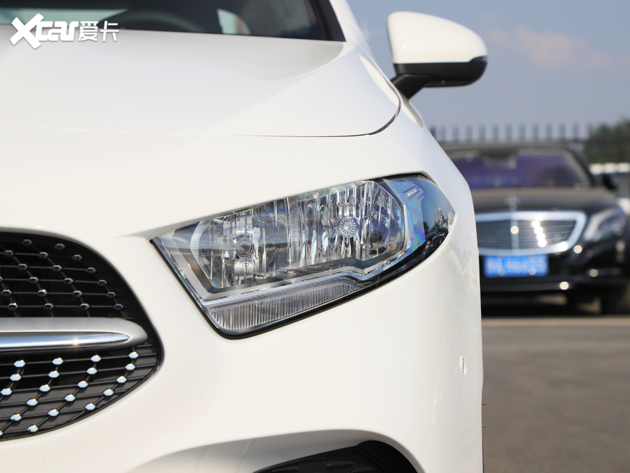 2020��YA�� �¿� A 180 L �\���I܇