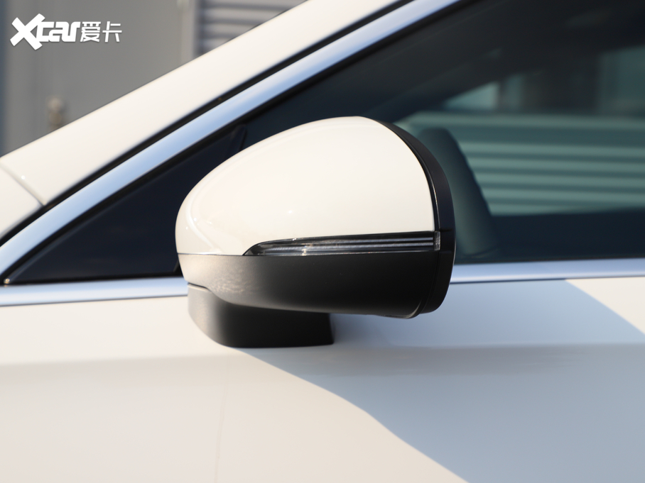 2020��YA�� �¿� A 180 L �\���I܇