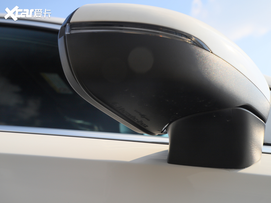 2020��YA�� �¿� A 180 L �\���I܇