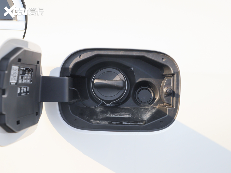 2020��YA�� �¿� A 180 L �\���I܇