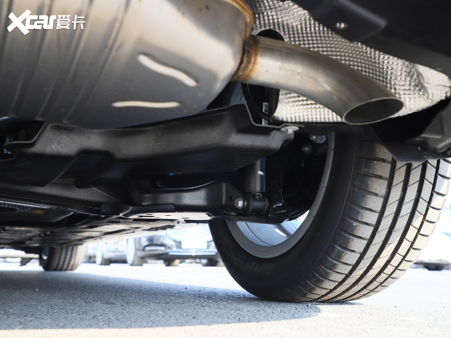 2020��YA�� �¿� A 180 L �\���I܇