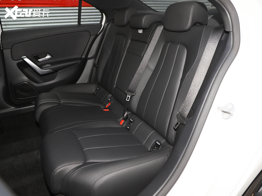 2020��YA�� �¿� A 180 L �\���I܇