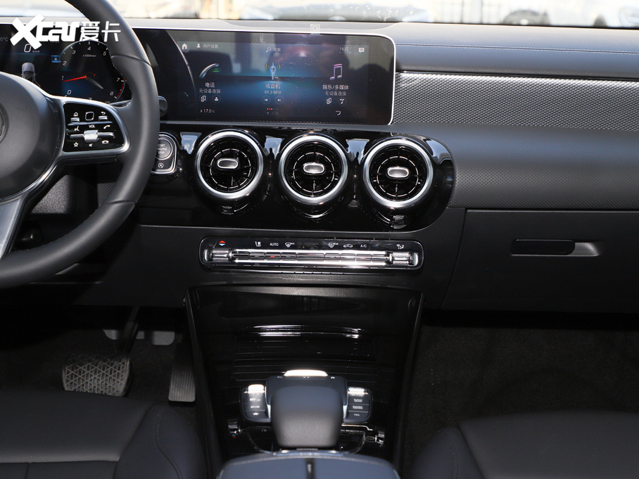 2020��YA�� �¿� A 180 L �\���I܇