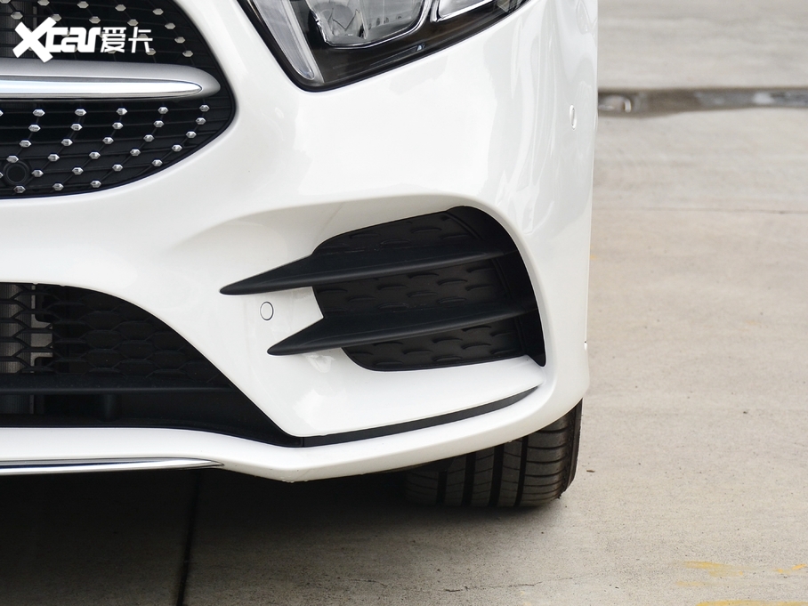 2020YA Ŀ A 200 L \I܇r