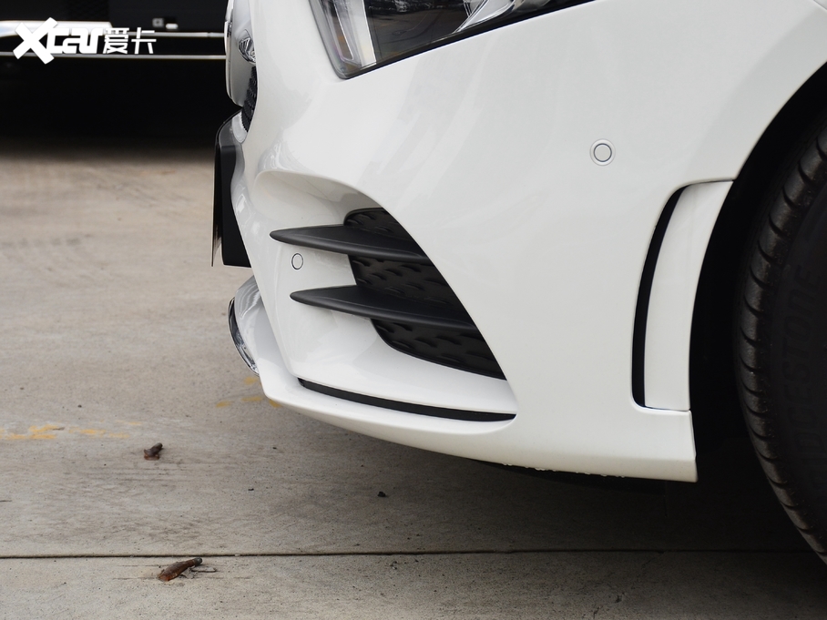 2020YA Ŀ A 200 L \I܇r