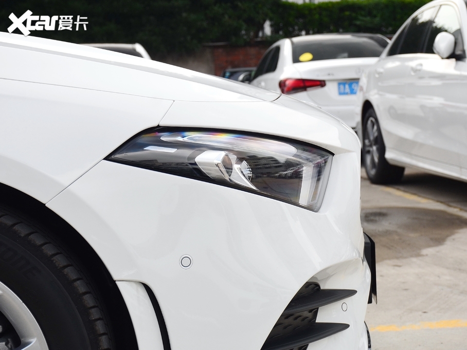 2020YA Ŀ A 200 L \I܇r