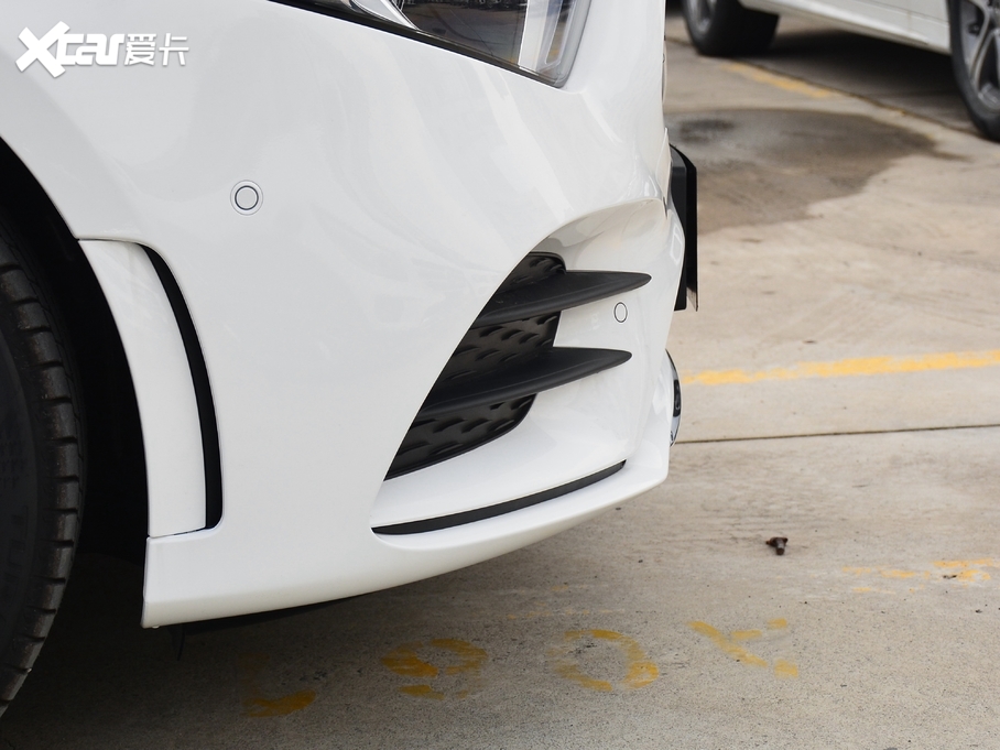 2020YA Ŀ A 200 L \I܇r