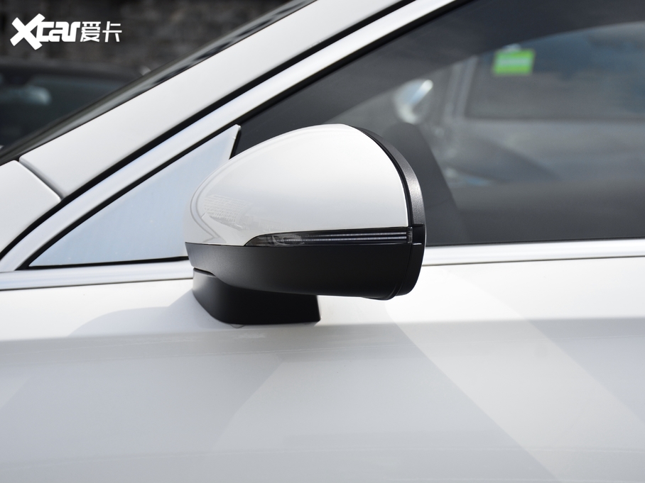 2020YA Ŀ A 200 L \I܇r