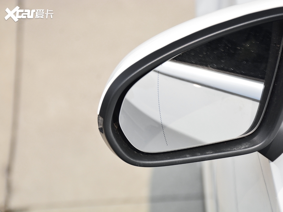 2020YA Ŀ A 200 L \I܇r