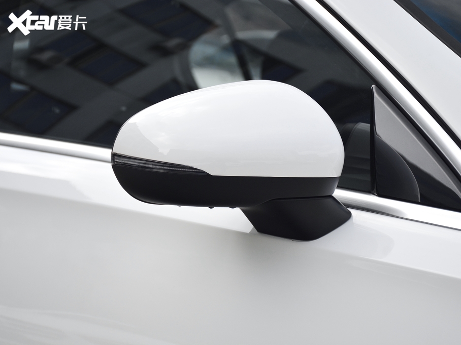 2020YA Ŀ A 200 L \I܇r