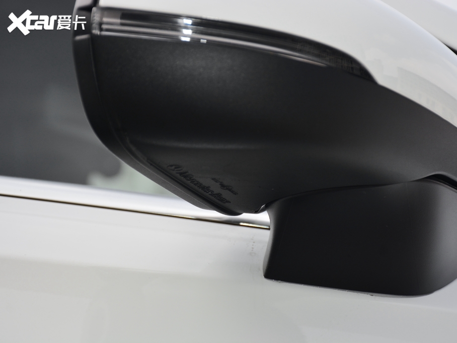 2020YA Ŀ A 200 L \I܇r