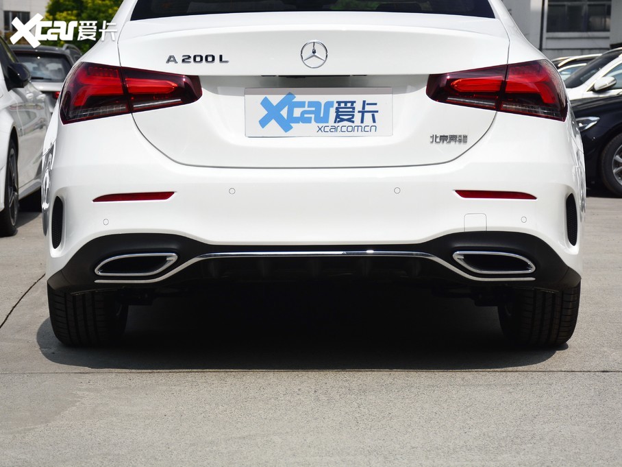 2020YA Ŀ A 200 L \I܇r