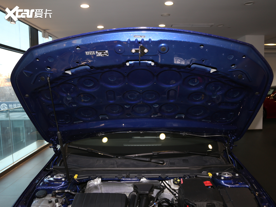 2020YA Ŀ A 200 L \I܇Ӹ