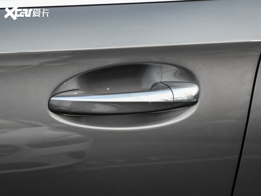 2021YA A 200 L \I܇r