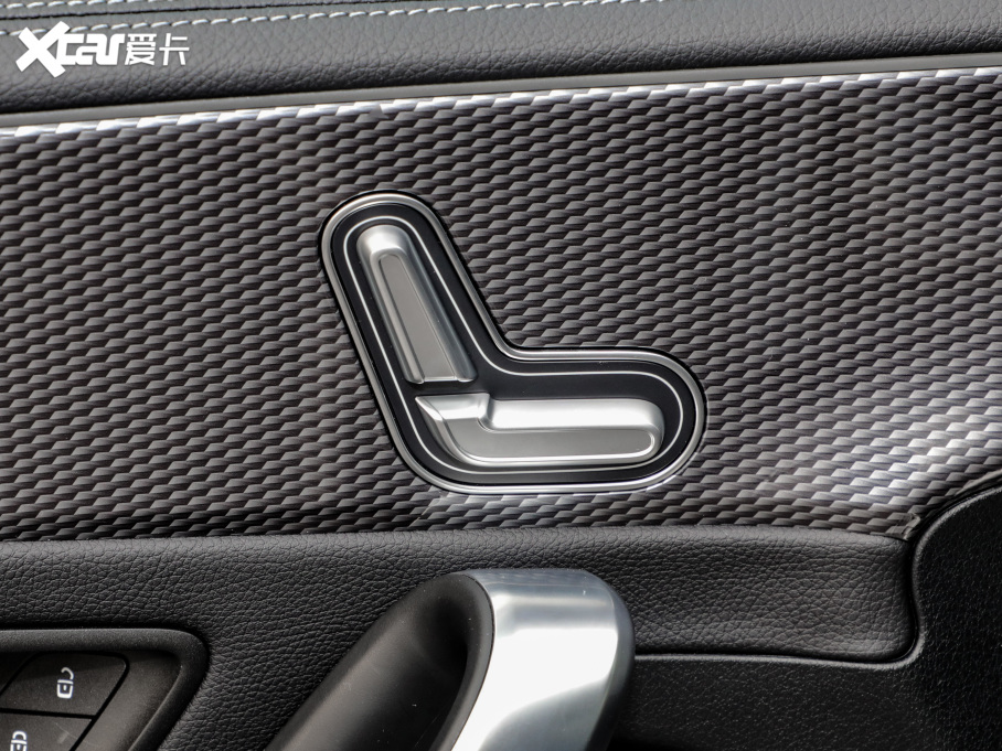 2021YA A 200 L \I܇r