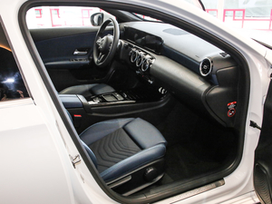 2020A(y) 180 L \I܇ п؅^(q)