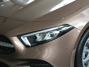 2020Ŀ A 200 L \I܇r ^