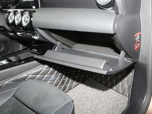 2020Ŀ A 200 L \I܇r 