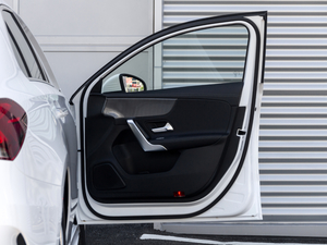 2020Ŀ A 200 L \I܇Ӹ g