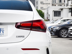 2020Ŀ A 200 L \I܇r β