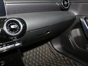 2020Ŀ A 200 L \I܇Ӹ g