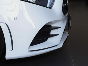 2020Ŀ A 220 L 4MATIC \I܇ ^