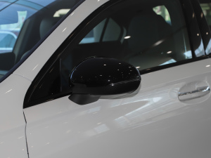 2020Ŀ A 220 L 4MATIC \I܇ ^