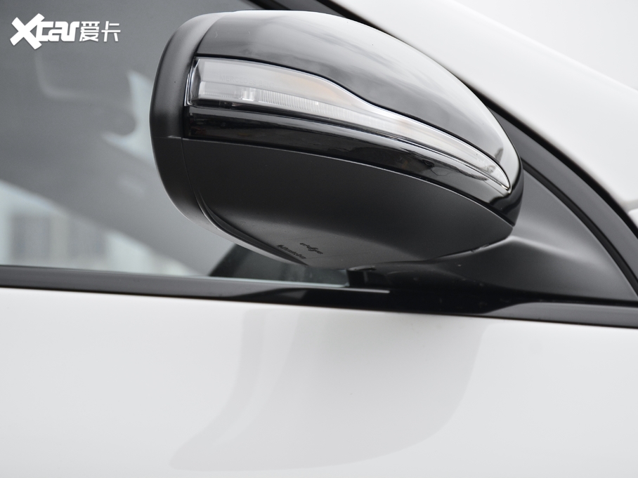 2020YGLA GLA 200 4MATIC